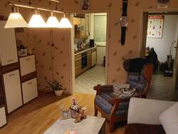 Wohnzimmer, Blick zur Küche