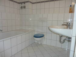 Bad mit Wanne